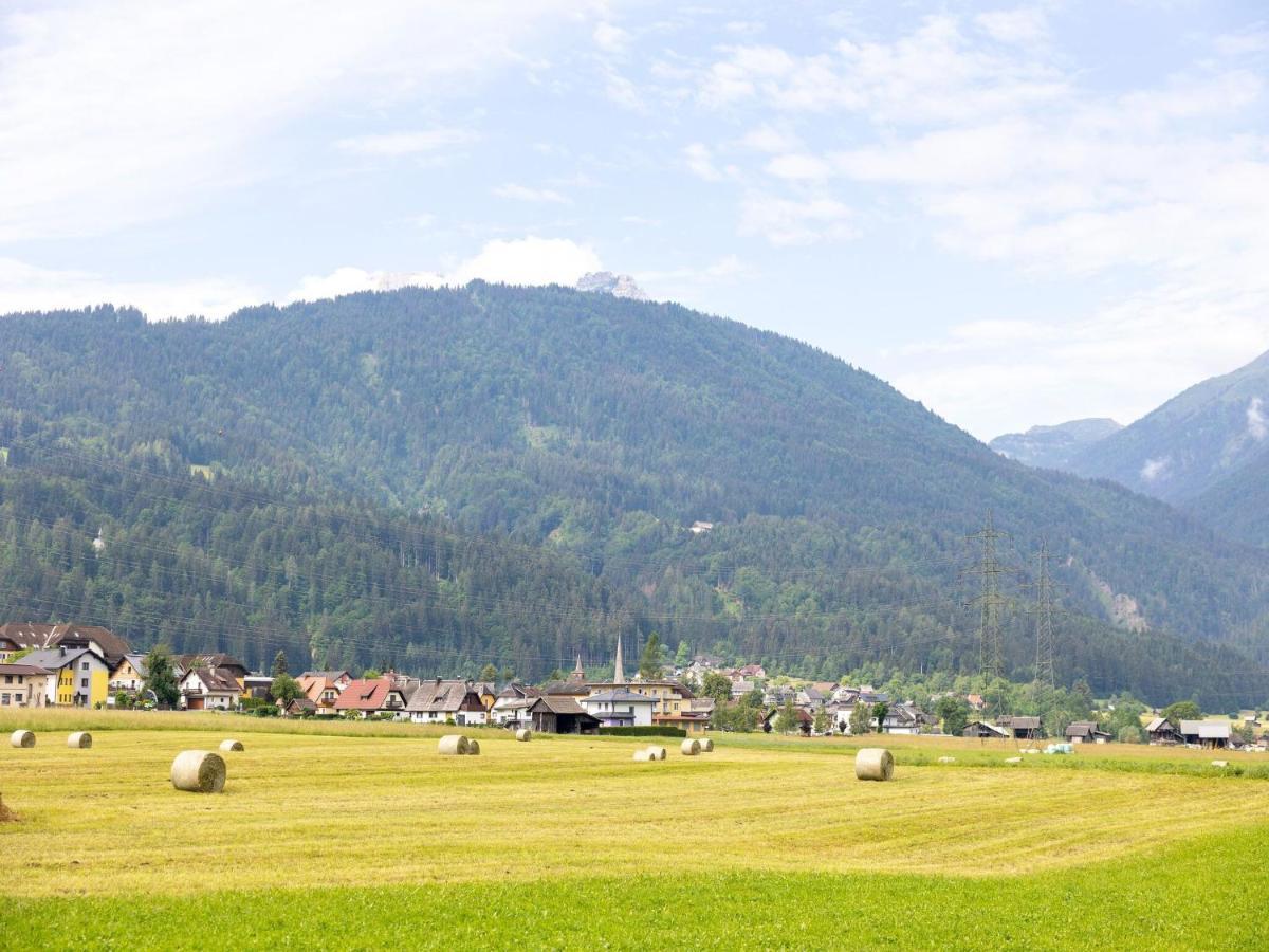 Apartment In Tr Polach Carinthia With Pool Tropolach Luaran gambar